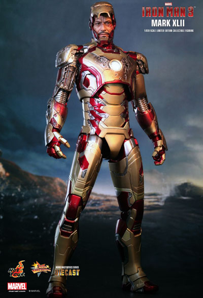 Hot Toys Tony Stark as Iron Man Mark XLII