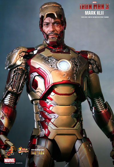 Iron Man Hot Toys Mark XLII