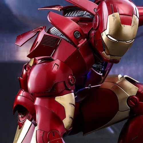 Iron Man Mark III Deluxe Hot Toy