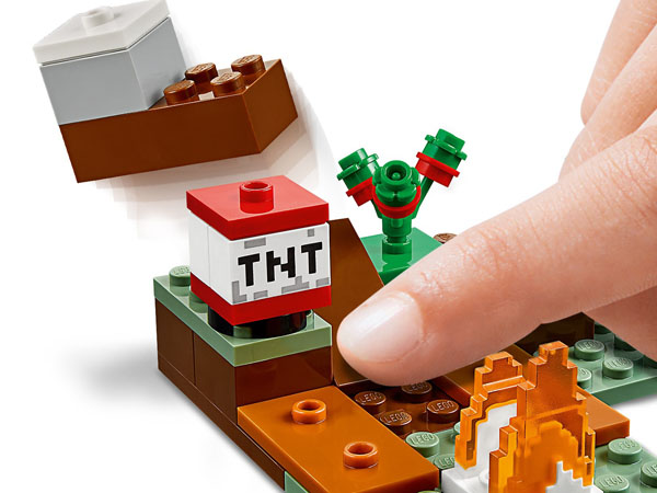 Interactive Minecraft LEGO TNT block feature