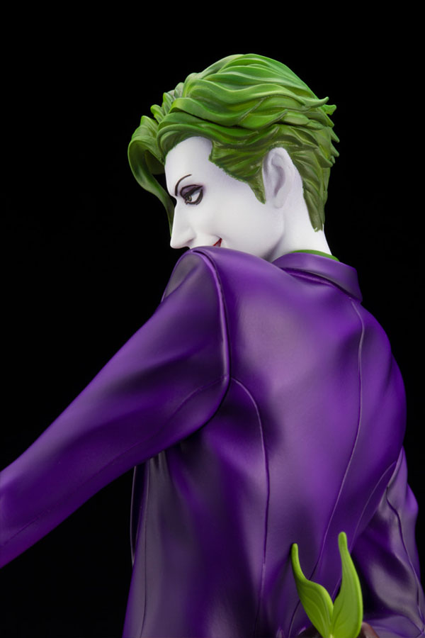 Kotobukiya's Ikemen series Joker Statue