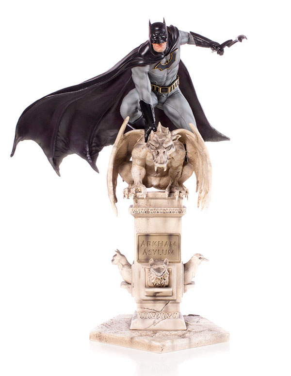 Batman Deluxe Art Scale 1/10 – By Eddy Barrows – Exclusive Version Statue by Iron Studios 