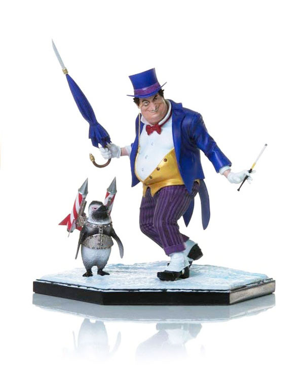 Penguin Statue by Ivan Reis