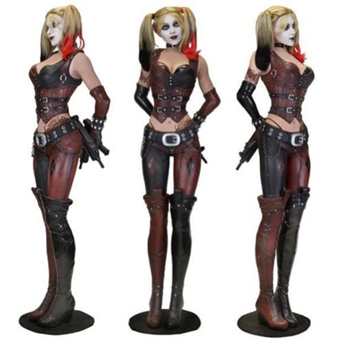 Batman: Arkham City Harley Quinn Life-Size Statue by NECA