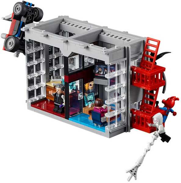 Marvel Lego Spiderman Daily Bugle - Close up 2