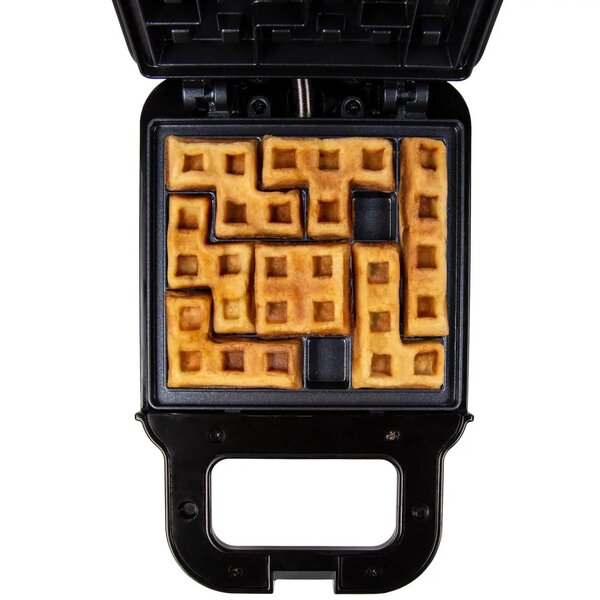  Tetris Waffle Maker - Desk Toys for Geeks