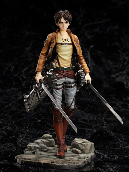 Eren Attack on Titan 1/7 Scale Figure by Hobbymax