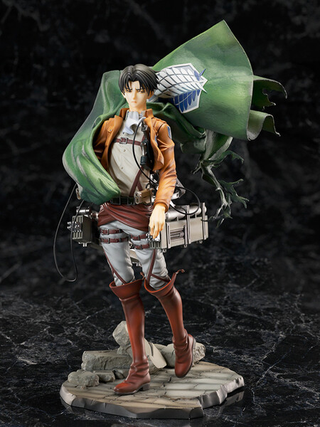 Levi Attack on Titan 1/7 Scale Figure by Hobbymax