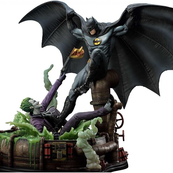 DC Comics Batman vs. Joker Deluxe Statue by Prime 1 Studio